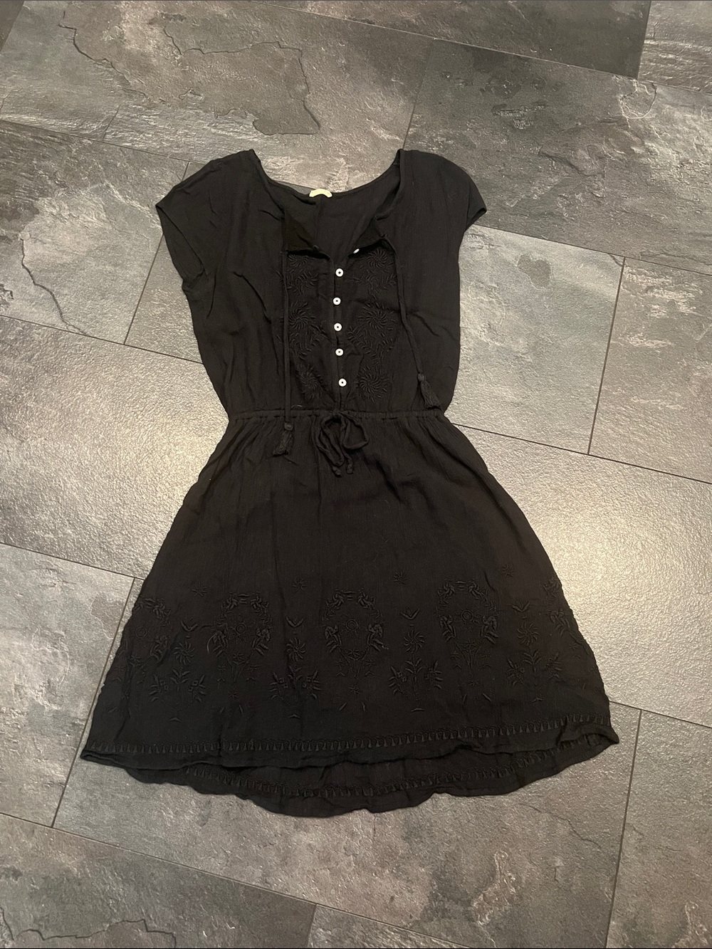 Hollister Black Short-Sleeve Button-Front Dress with Drawstring Waist